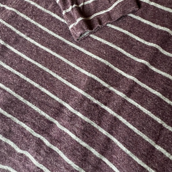 EUC CAbi Serenity Tee - Picture 2 of 3